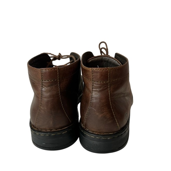 born handcrafted footwear Men’s Chukka Boots Brown Leather Size Size 10.5